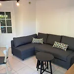 Beachside With Pool & Garden In Juan Les Pins