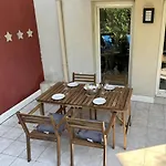 Beachside With Pool & Garden In Juan Les Pins Apartment Antibes