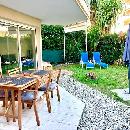 Beachside With Pool & Garden In Juan Les Pins *