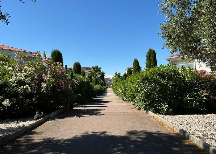 公寓 Beachside With Pool & Garden In Juan Les Pins