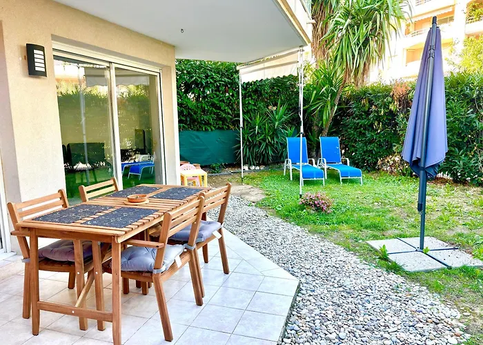 Beachside With Pool & Garden In Juan Les Pins *